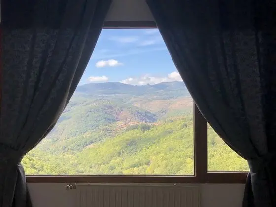 Deluxe Tek Büyük Yataklı Oda, Dağ Manzaralı