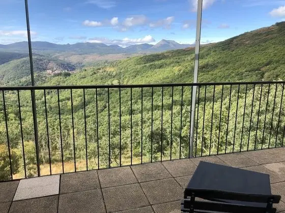 Tek Büyük Yataklı Oda, Teras, Dağ Manzaralı