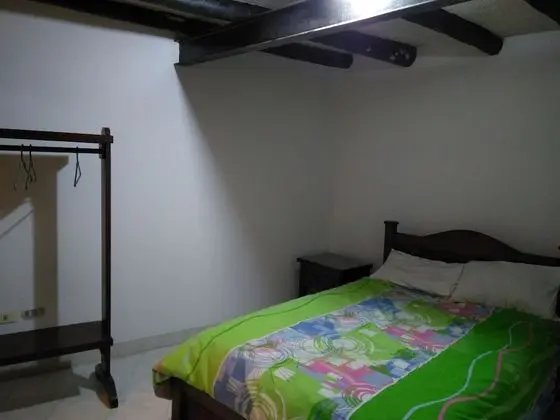 Tek Büyük Yataklı Oda, 1 Çift Kişilik Yatak
