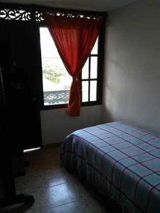 Üç Kişilik Oda, Birden Çok Yatak