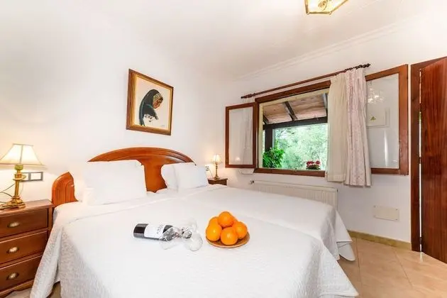 Üç Kişilik Oda, Balkon/Veranda, Bahçe Manzaralı