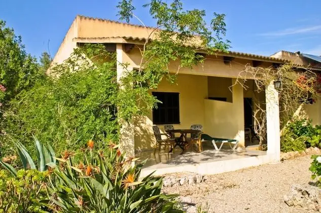 Üç Kişilik Oda, Balkon/Veranda, Bahçe Manzaralı