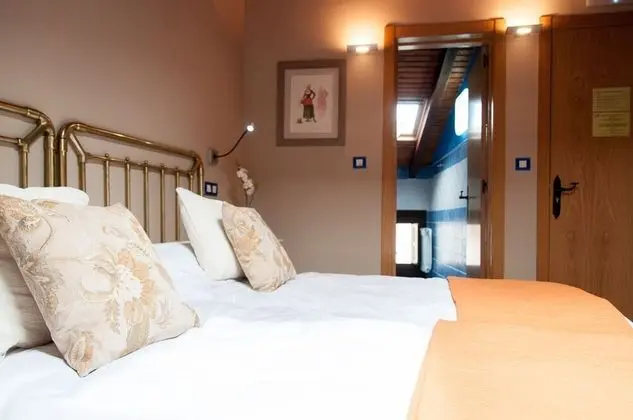 Tek Büyük Yataklı Oda