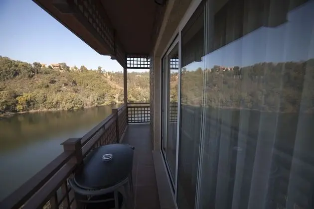 Panoramic Süit, Nehir Manzaralı