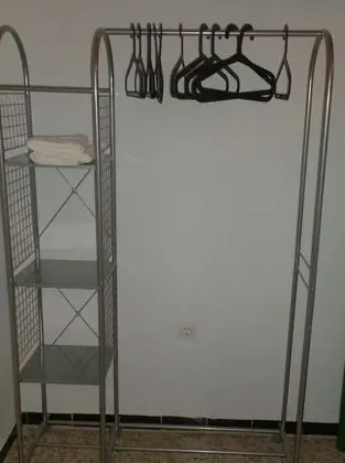 Basic Tek Büyük Yataklı Oda