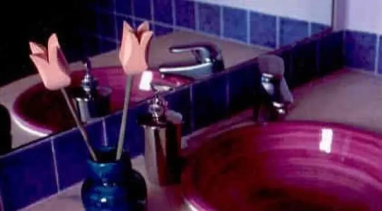 Büyük Yataklı Tek Kişilik Oda