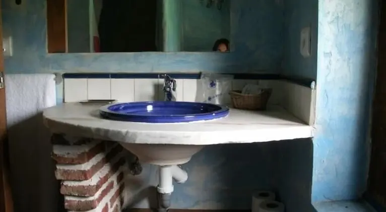 Büyük Yataklı Tek Kişilik Oda