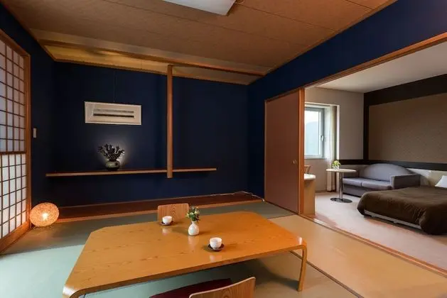 Deluxe Dört Kişilik Oda