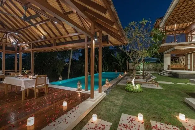 Luxury Villa, 3 Yatak Odası, Kişiye Özel Havuzlu, Havuz Manzaralı