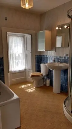 Standard Tek Büyük Yataklı Oda, Kısmi Deniz Manzaralı (Garden View)