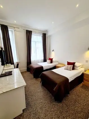 İki Ayrı Yataklı Oda