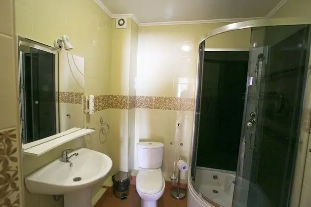Standard Tek Büyük veya İki Ayrı Yataklı Oda, Avlu Manzaralı, Ek Bina