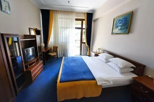 Standard Tek Büyük veya İki Ayrı Yataklı Oda (Main Building)
