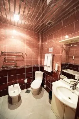 Standard Tek Büyük veya İki Ayrı Yataklı Oda (Main Building)