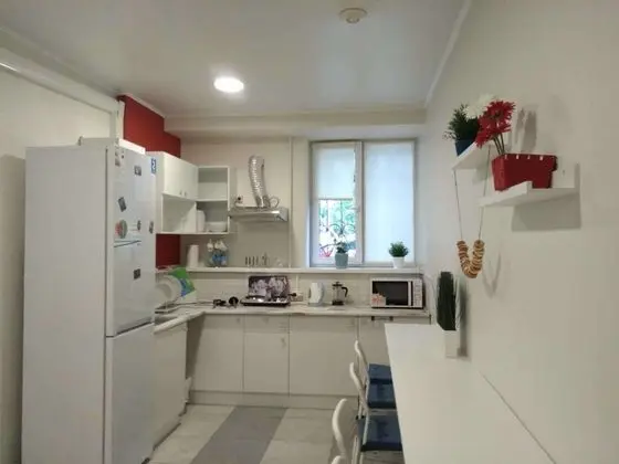 Tek Büyük Yataklı Oda, Penceresiz