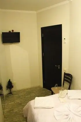 Economy Tek Büyük Yataklı Oda