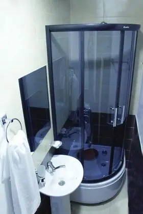 Economy Tek Büyük Yataklı Oda