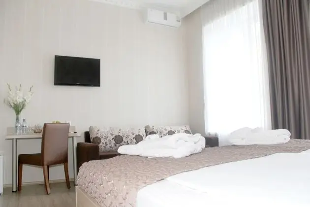 Deluxe Tek Büyük Yataklı Oda