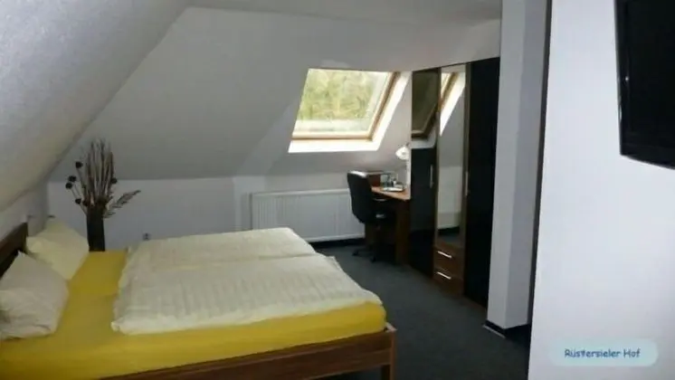 Tek Büyük Yataklı Oda