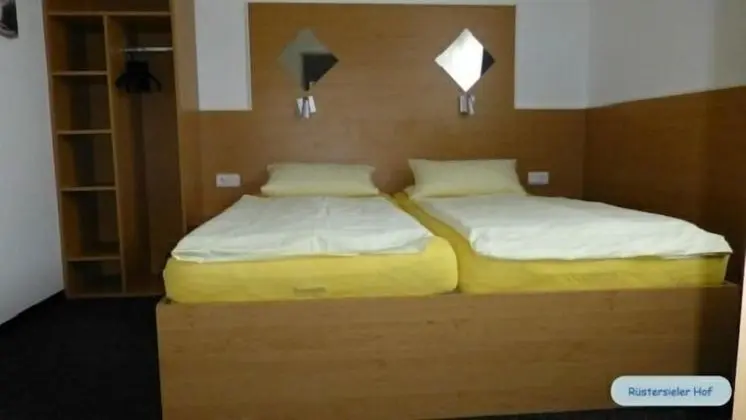 Tek Büyük Yataklı Oda