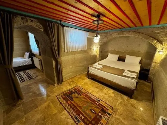 King Suite, Jakuzili