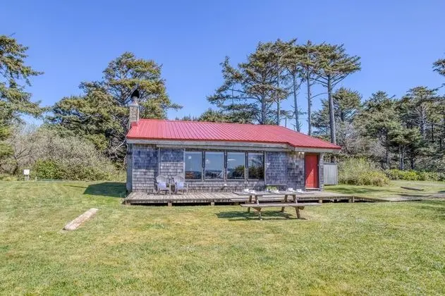 Ev, Birden Çok Yatak (Rustic Retreat)
