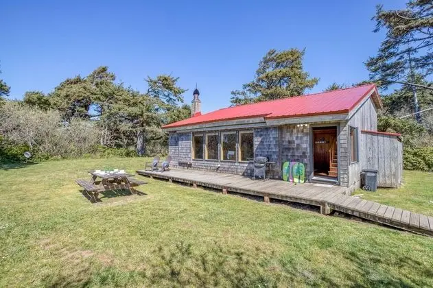 Ev, Birden Çok Yatak (Rustic Retreat)