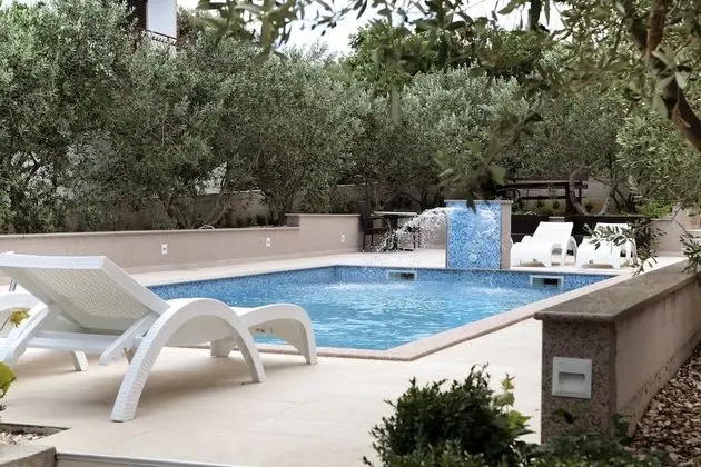 Studio Apartment Depadance