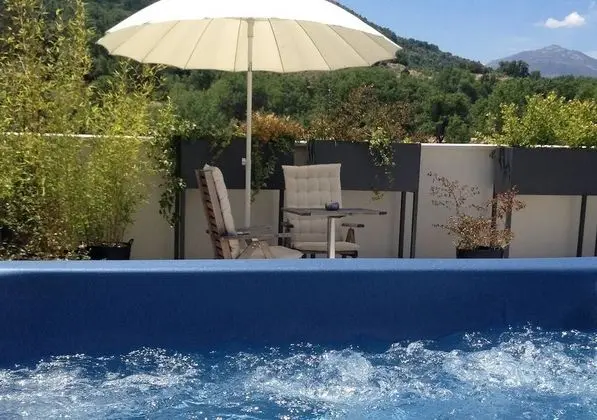 Junior Süit, 1 Yatak Odası, Sıcak Su Havuzu, Dağ Manzaralı