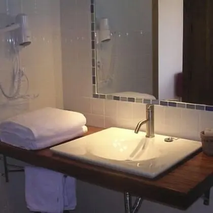 Standard Tek Büyük veya İki Ayrı Yataklı Oda