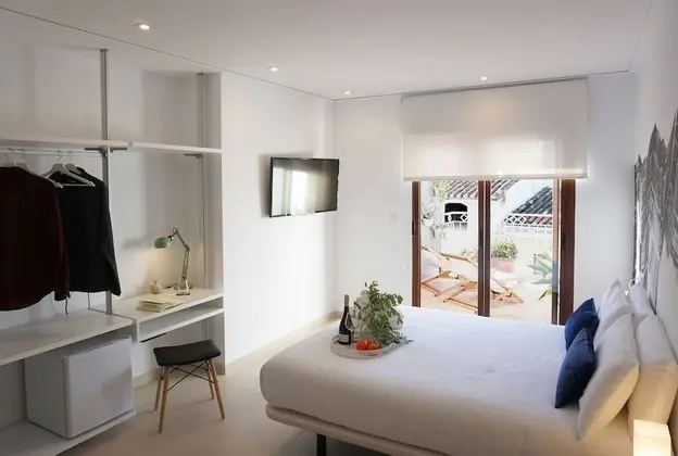 Romantic Tek Büyük Yataklı Oda (Cascall)