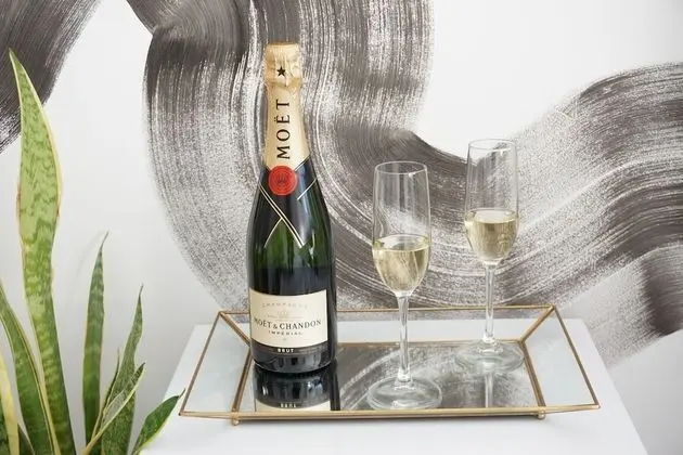 Romantic Tek Büyük Yataklı Oda (Cascall)