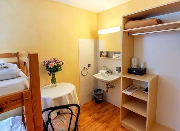 Economy Dört Kişilik Oda