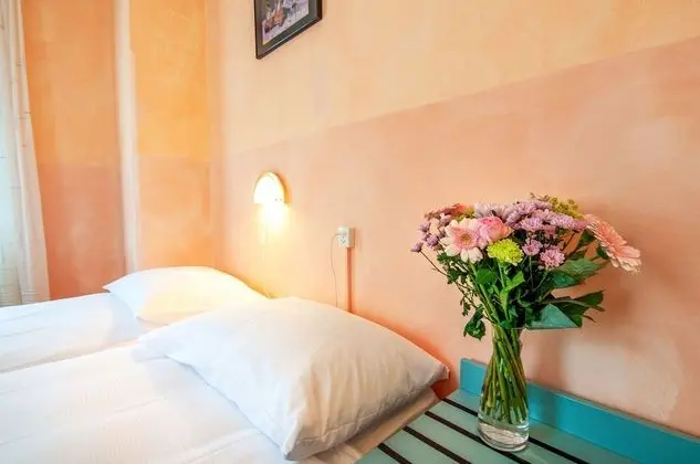 Economy Tek Büyük veya İki Ayrı Yataklı Oda