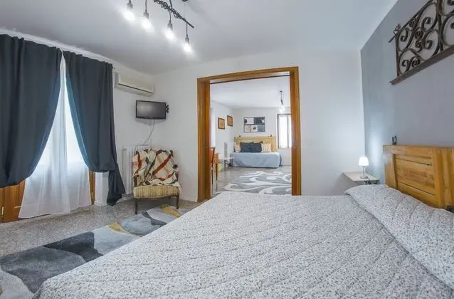 Traditional Apart Daire