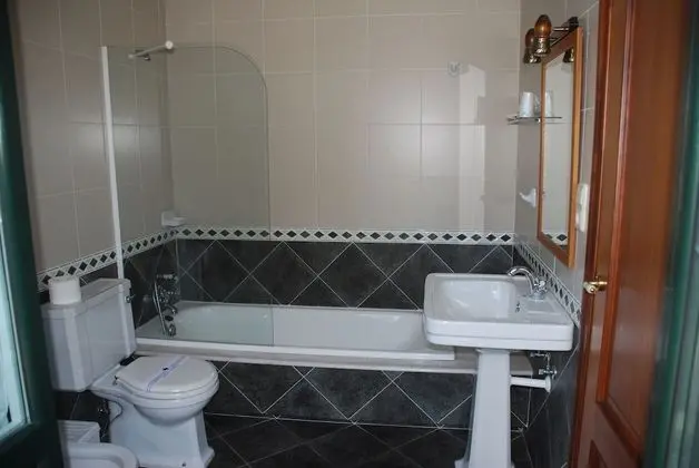 Standard Tek Büyük veya İki Ayrı Yataklı Oda