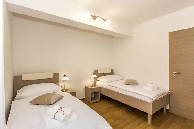 Apart Daire, 2 Yatak Odası, Balkon, Deniz Manzaralı (A4)