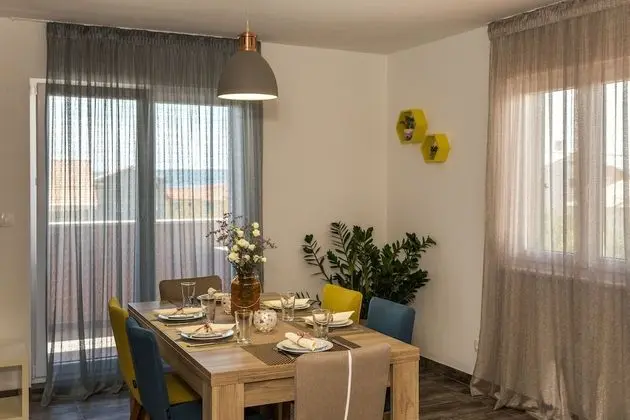 Apart Daire, 2 Yatak Odası, Balkon, Deniz Manzaralı (A4)