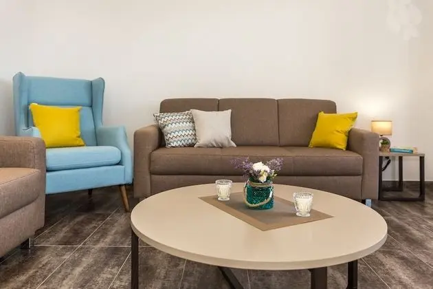 Apart Daire, 2 Yatak Odası, Balkon, Deniz Manzaralı (A4)