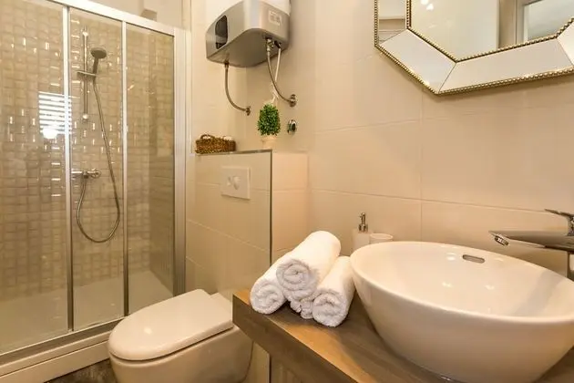 Apart Daire, 2 Yatak Odası, Balkon, Deniz Manzaralı (A4)