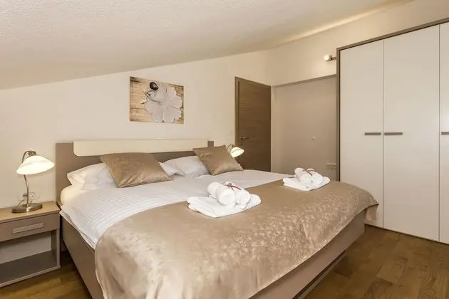 Apart Daire, 2 Yatak Odası, Balkon, Deniz Manzaralı (A5)