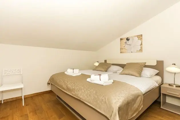 Apart Daire, 2 Yatak Odası, Balkon, Deniz Manzaralı (A5)