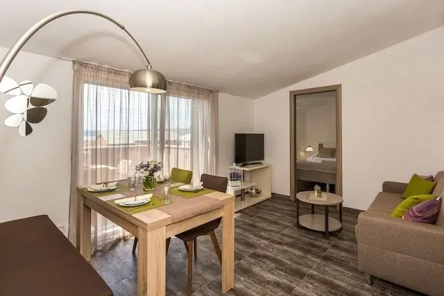 Apart Daire, 2 Yatak Odası, Balkon, Deniz Manzaralı (A5)