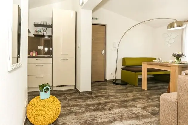 Apart Daire, 2 Yatak Odası, Balkon, Deniz Manzaralı (A5)