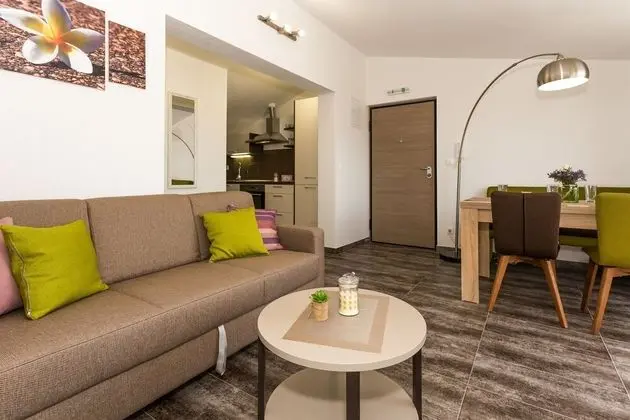 Apart Daire, 2 Yatak Odası, Balkon, Deniz Manzaralı (A5)