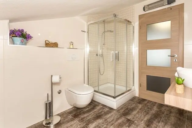 Apart Daire, 2 Yatak Odası, Balkon, Deniz Manzaralı (A5)