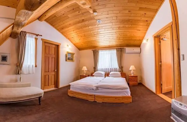 Luxury Villa, Sigara İçilmez