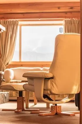 Luxury Villa, Sigara İçilmez