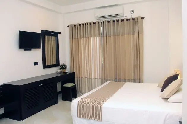 Deluxe Tek Büyük Yataklı Oda, Bahçe Manzaralı