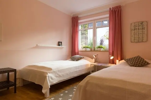 Daire, 3 Yatak Odası, Balkon, Zemin Kat (Flat 1)